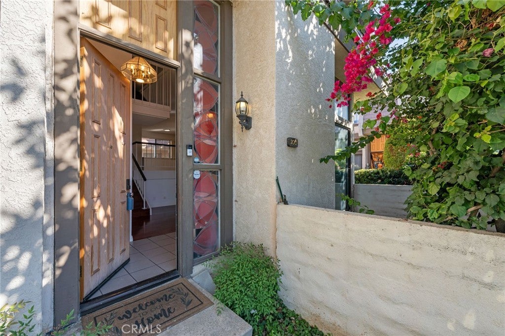 Photo of Listing #SR25239479