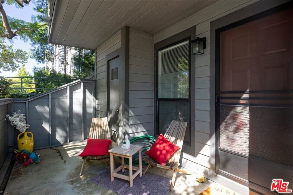 Photo of Listing #25605553