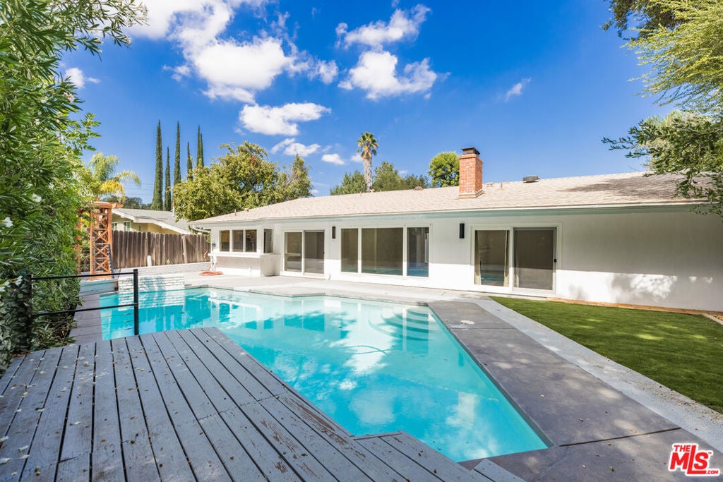 Photo of Listing #25605701