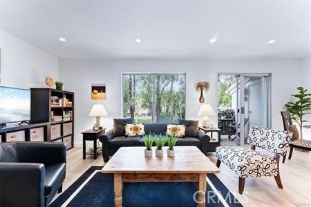 Photo of Listing #OC25240867