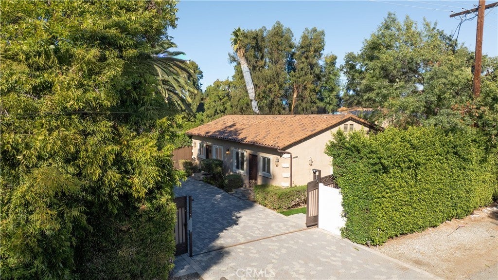 Photo of Listing #SR25240980