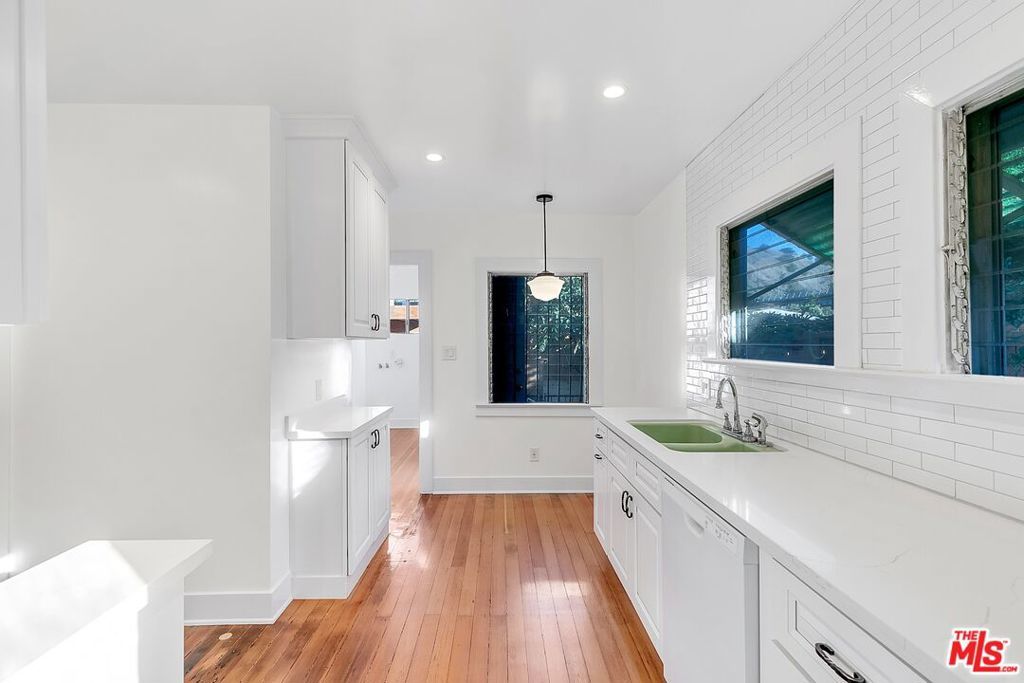 Photo of Listing #25607003