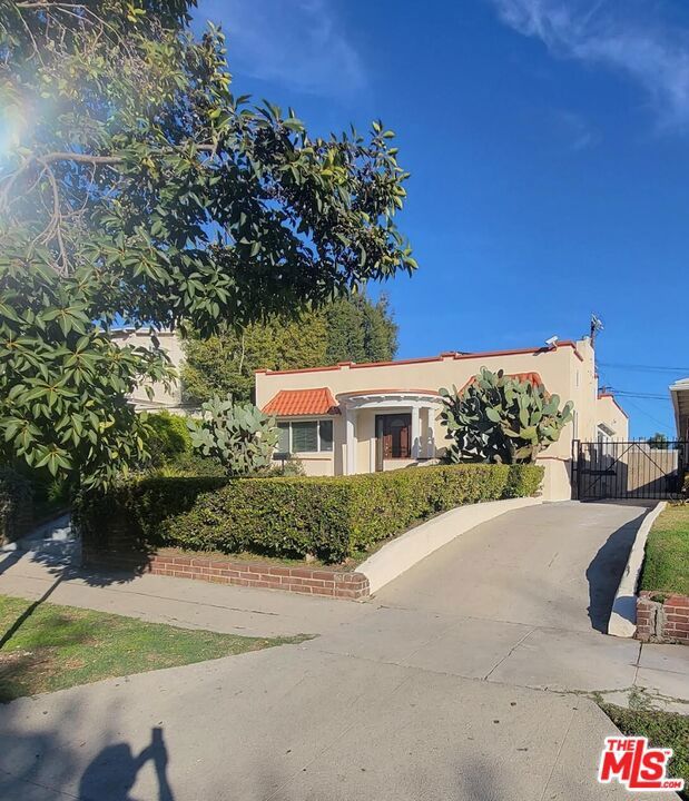 Photo of Listing #25607043