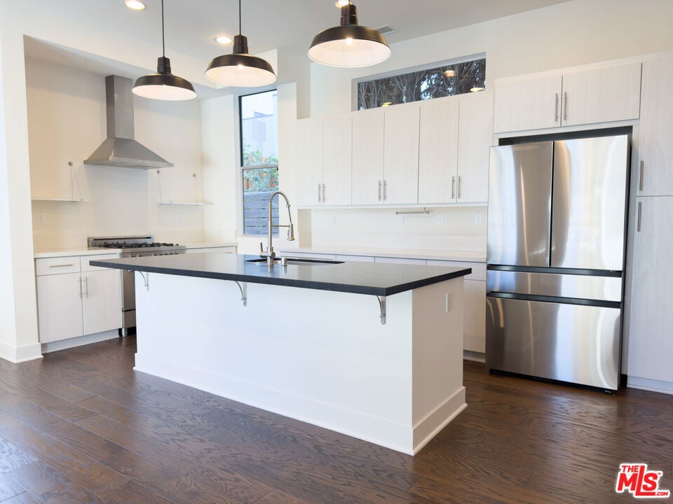 Photo of Listing #25607483