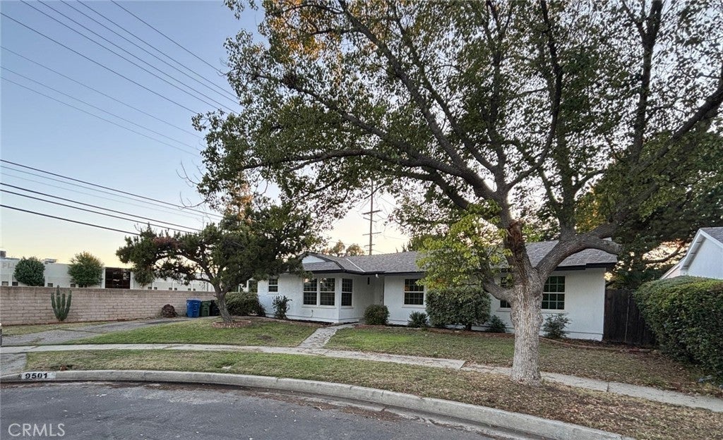 Photo of Listing #SR25241950