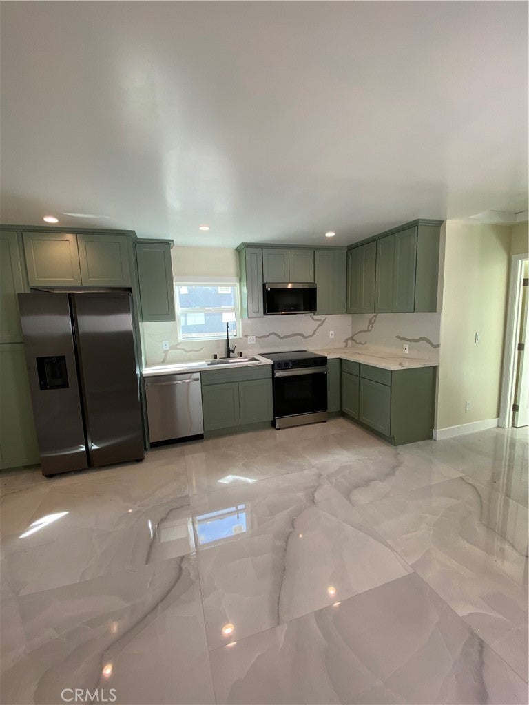 Photo of Listing #SR25242149