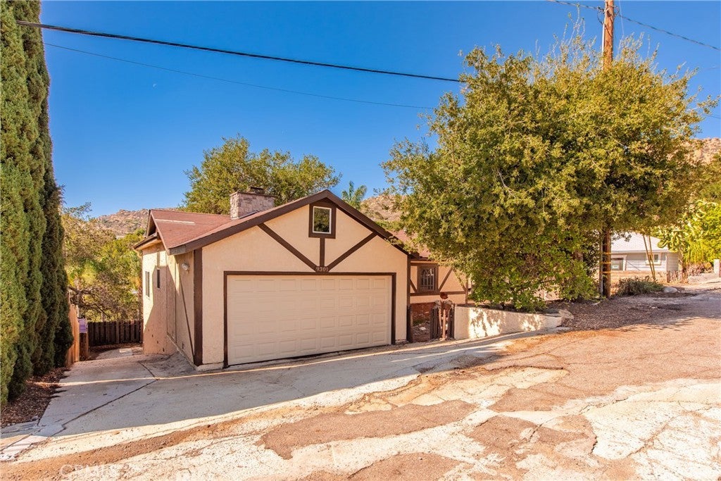 Photo of Listing #SR25241181