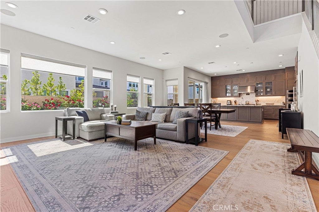 Photo of Listing #OC25242663