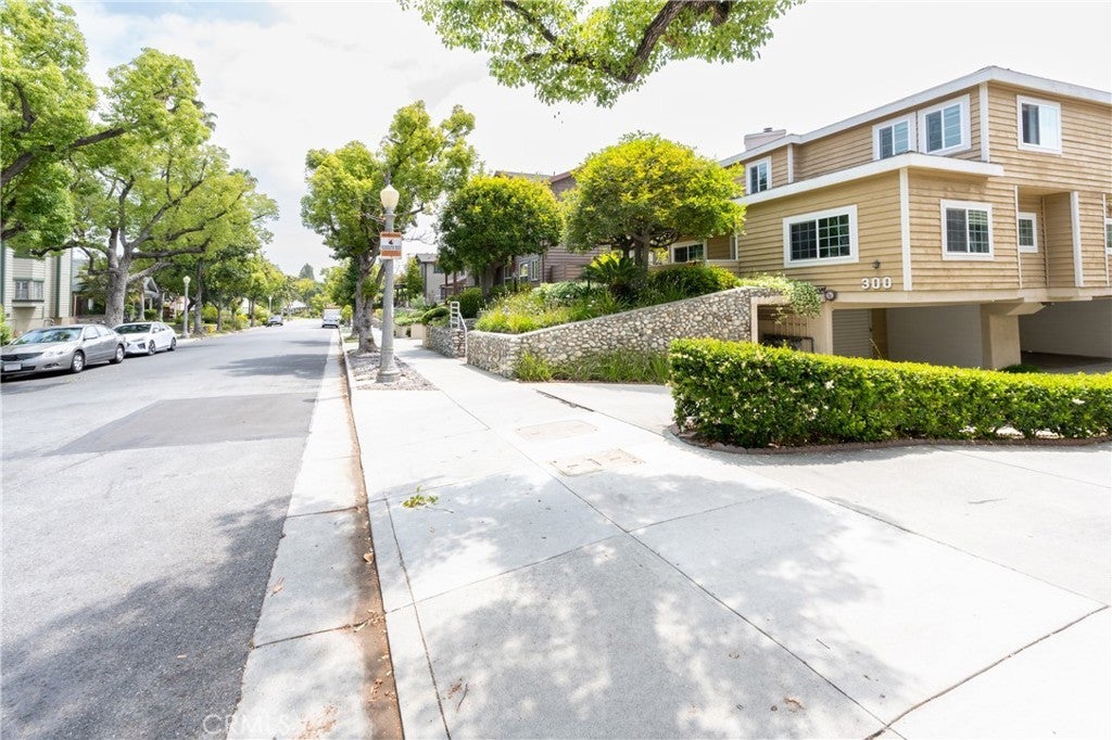 Photo of Listing #GD25242935