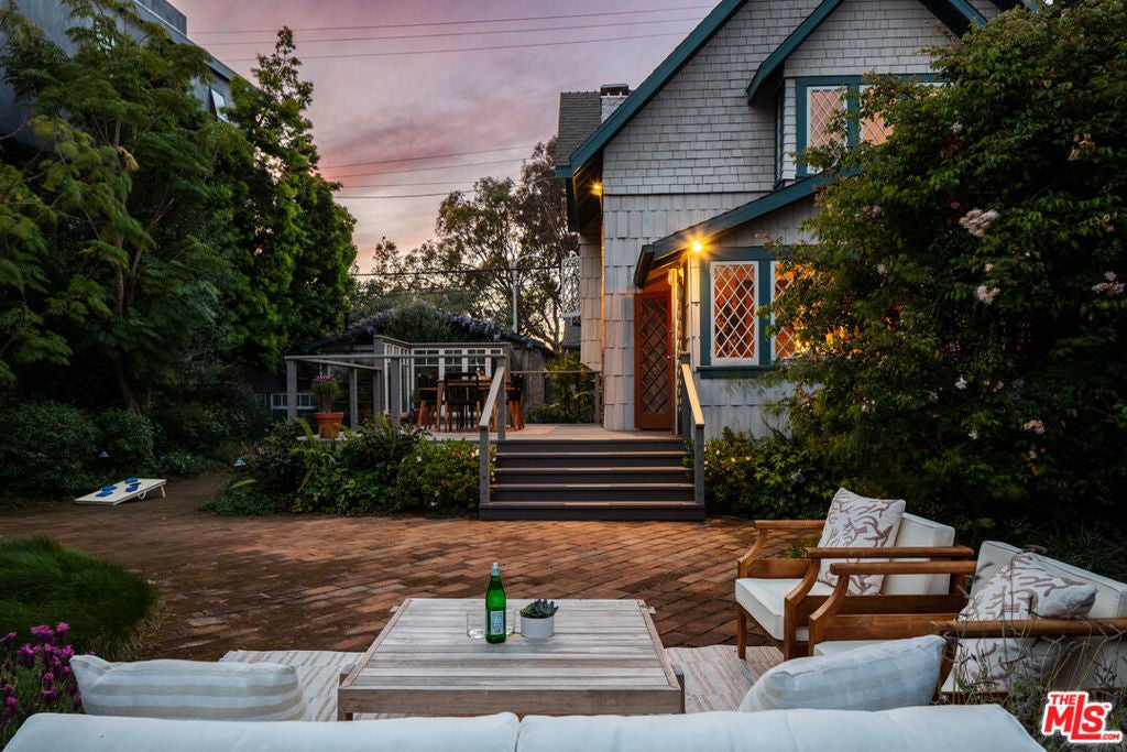 Photo of Listing #25606911