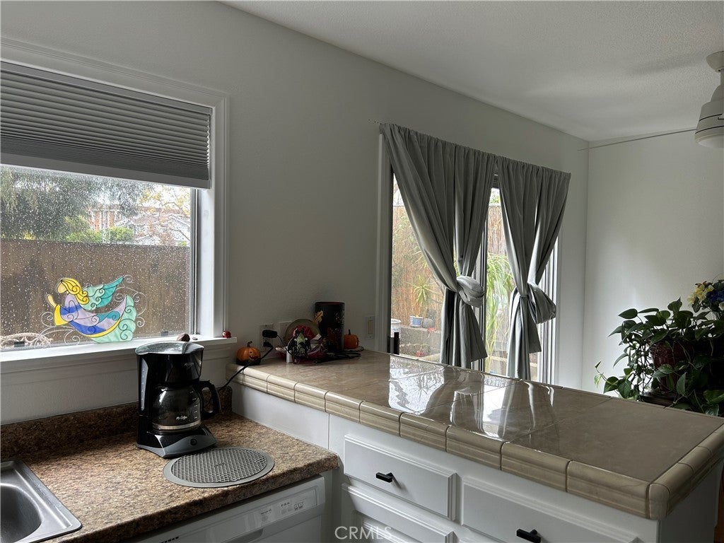 Photo of Listing #PW25241591