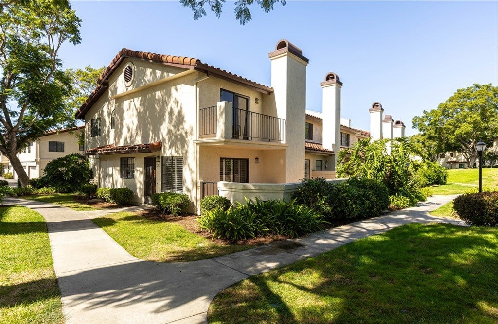 Photo of Listing #OC25244173