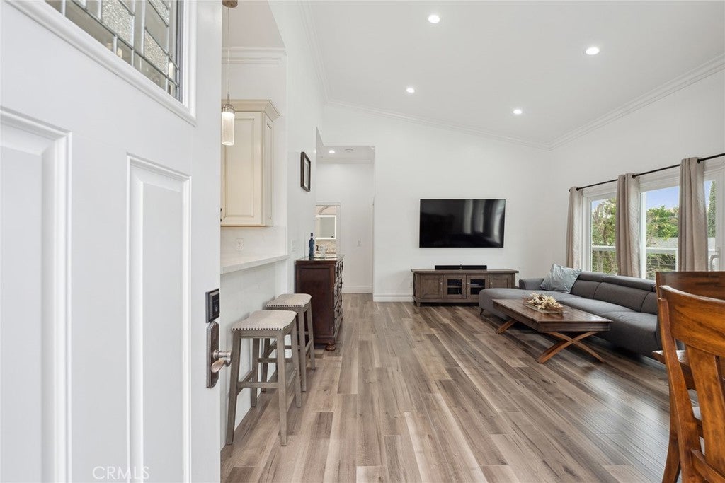 Photo of Listing #SR25243458