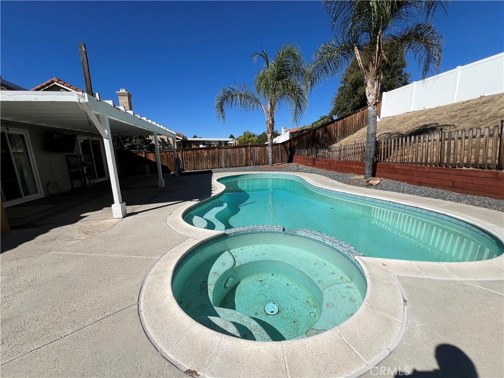 Photo of Listing #SW25244889