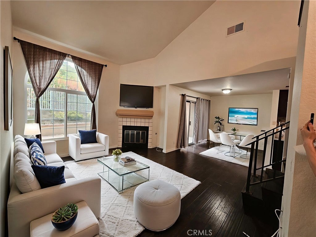 Photo of Listing #TR25245133