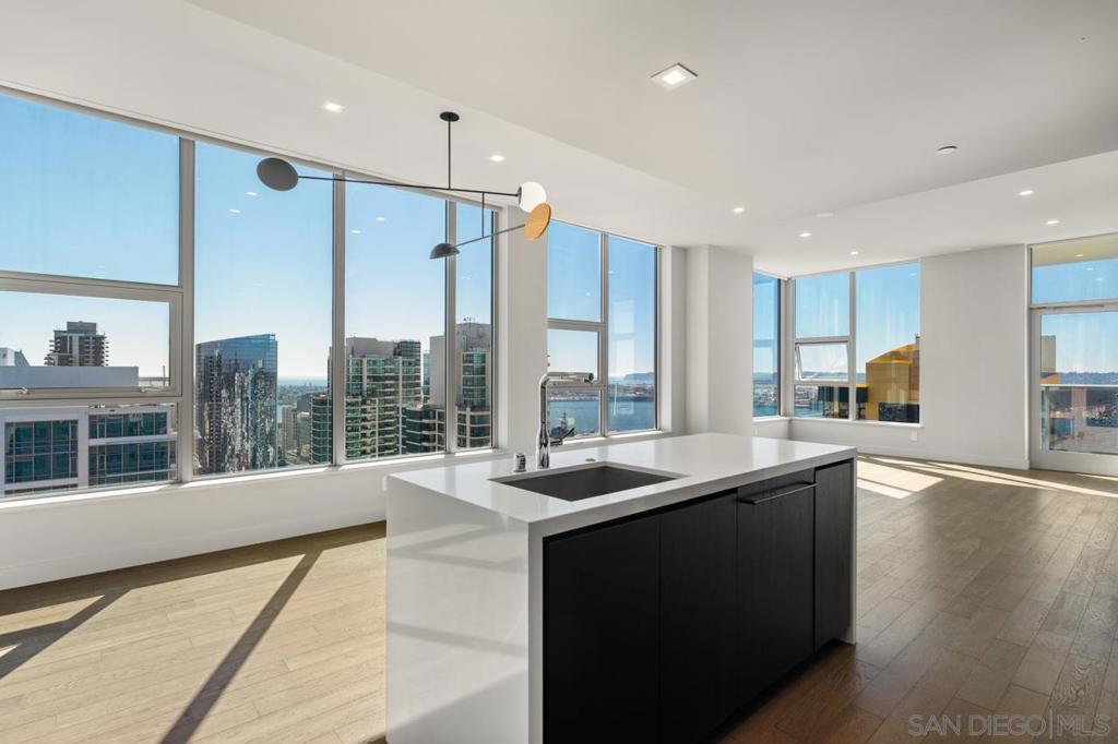 Photo of Listing #250042336SD