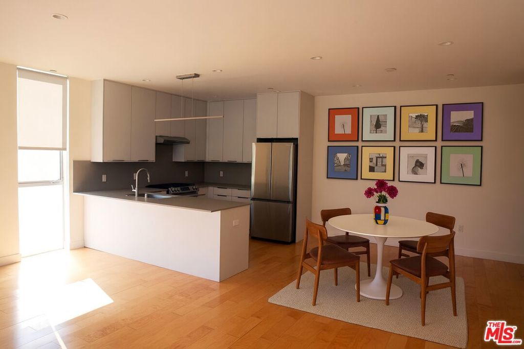 Photo of Listing #25610047