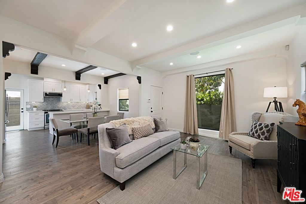 Photo of Listing #25610353