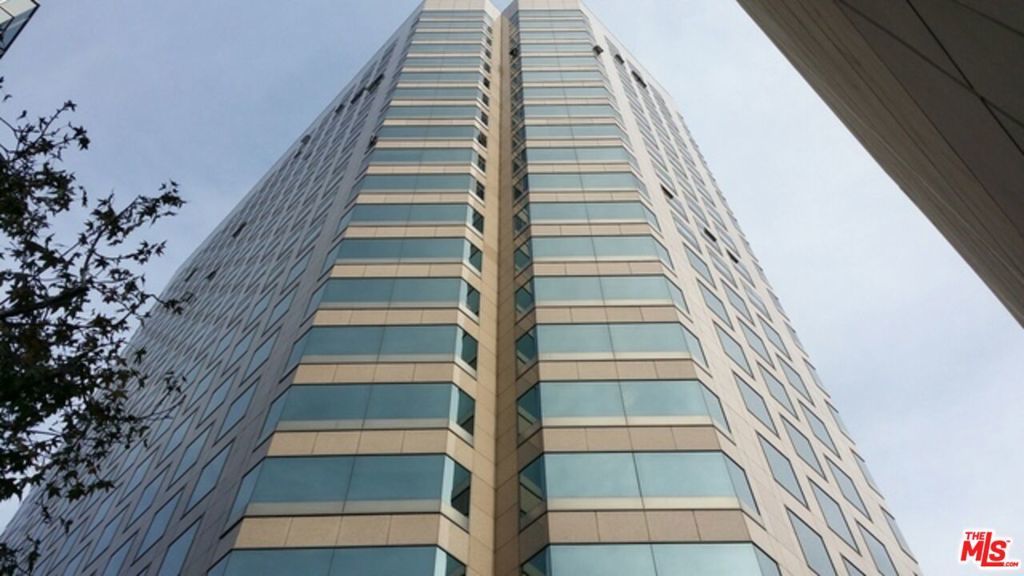 Photo of Listing #25610673