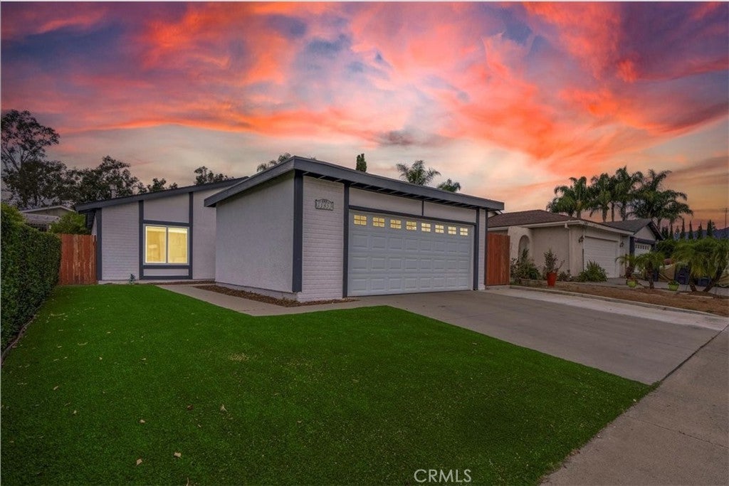 Photo of Listing #OC25245382