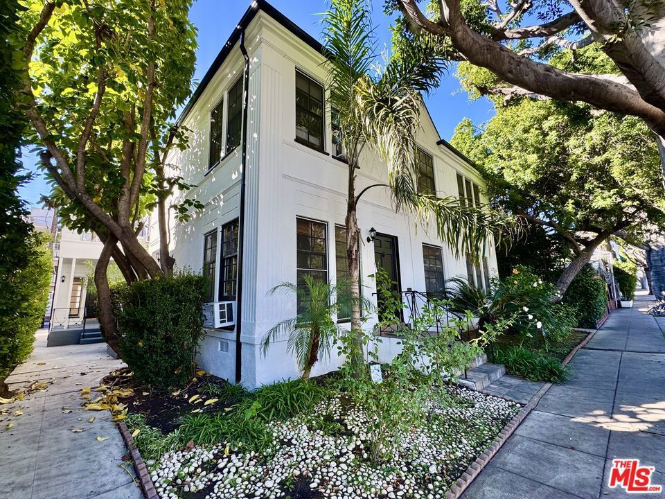 Photo of Listing #25611351