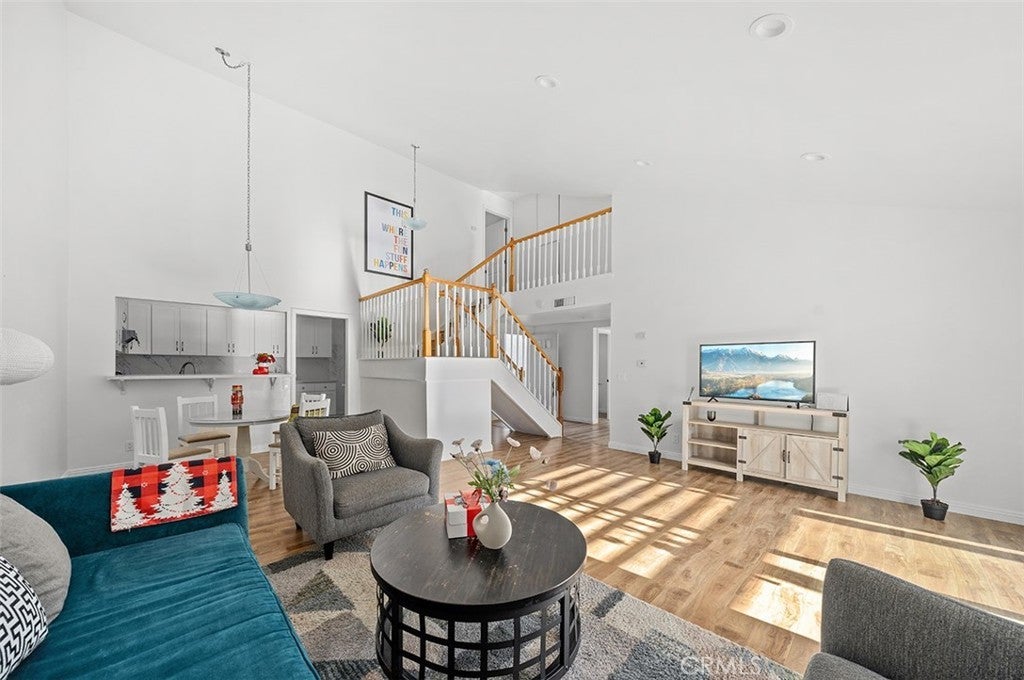 Photo of Listing #OC25248673