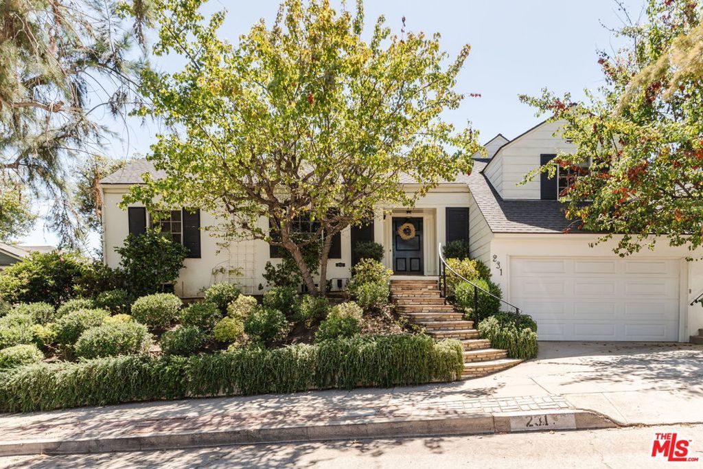 Photo of Listing #25611405