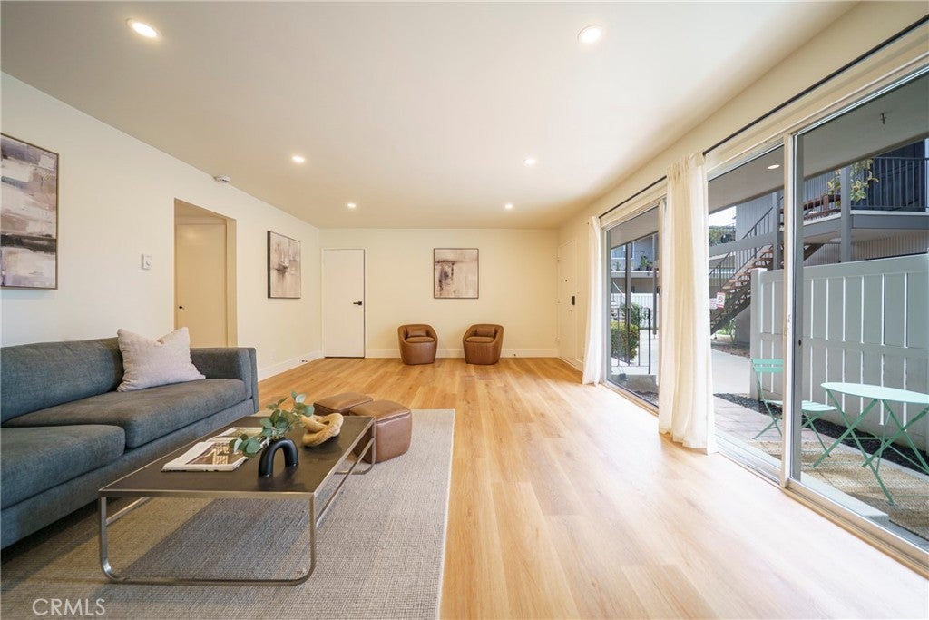 Photo of Listing #PW25249294