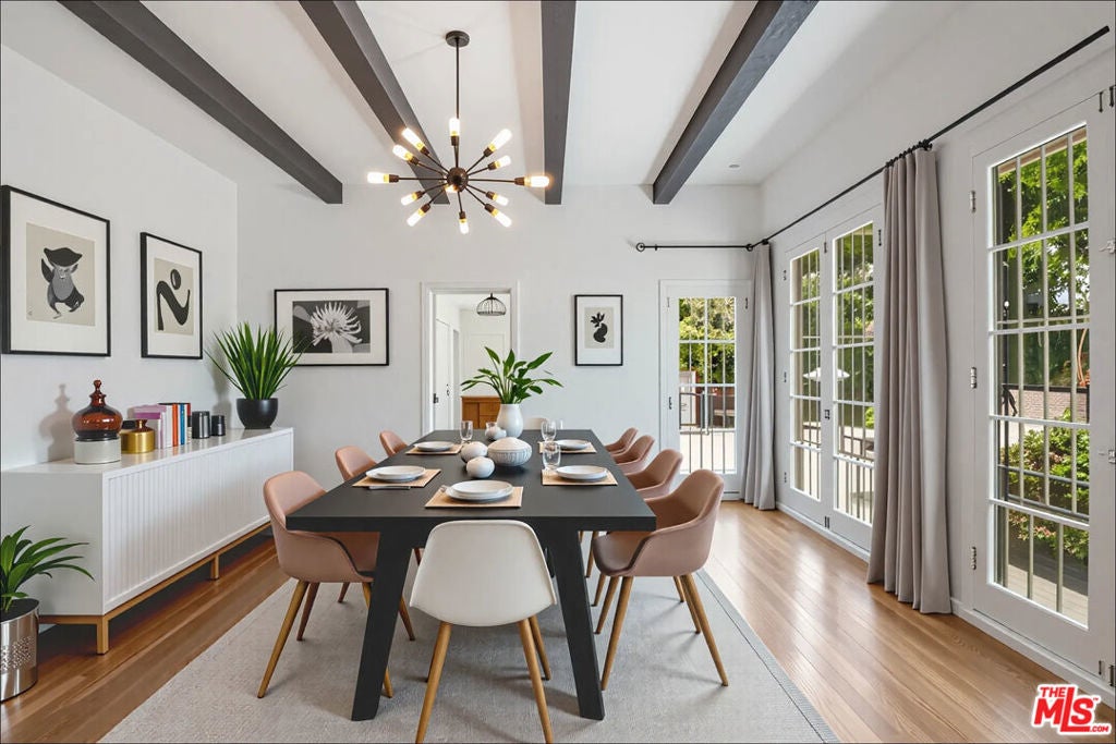 Photo of Listing #25612203