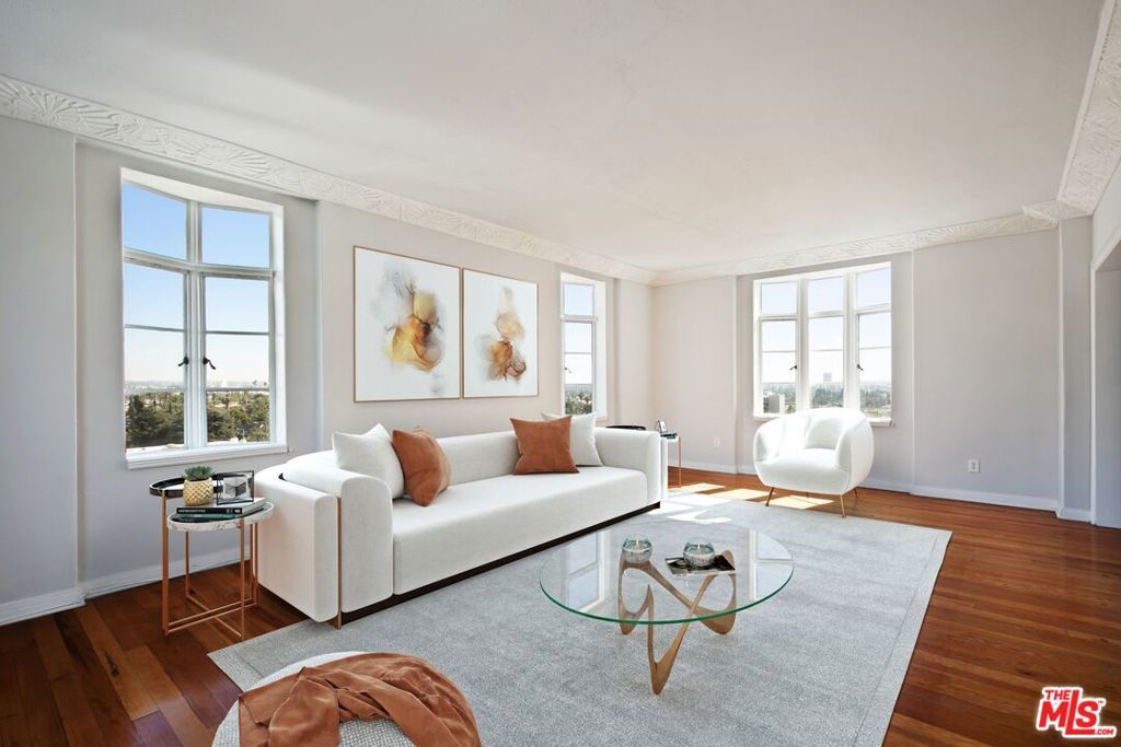 Photo of Listing #25612135