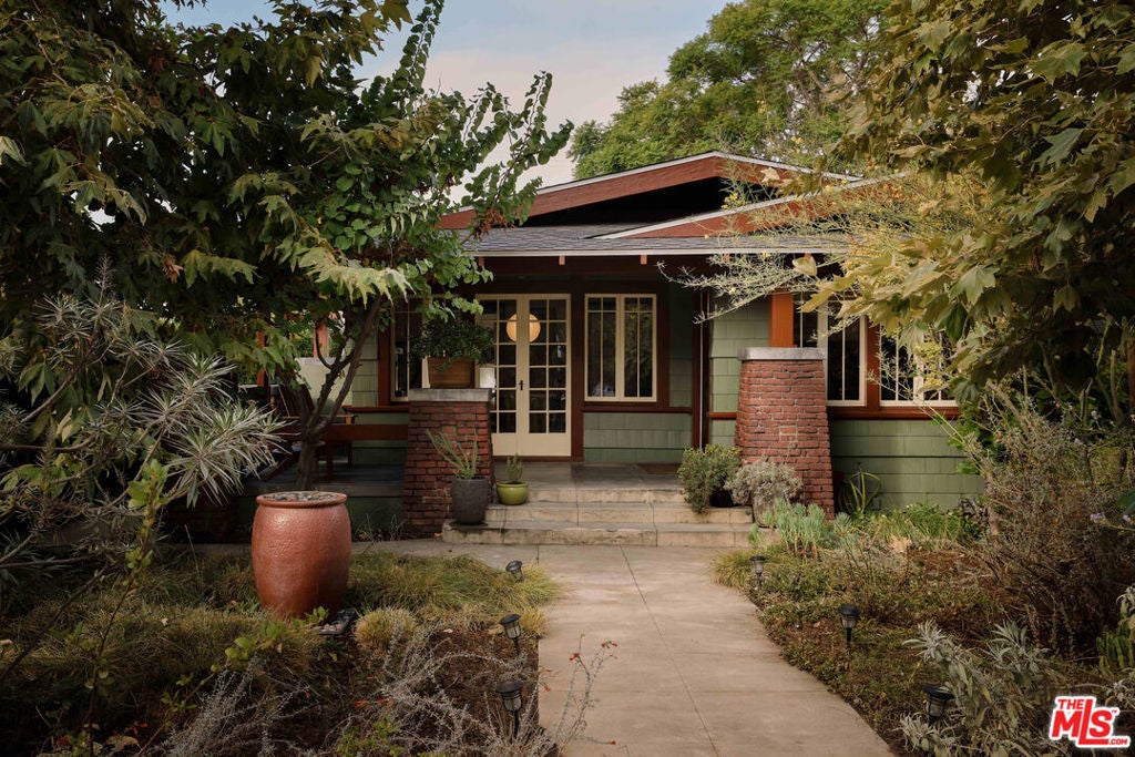 Photo of Listing #25609951