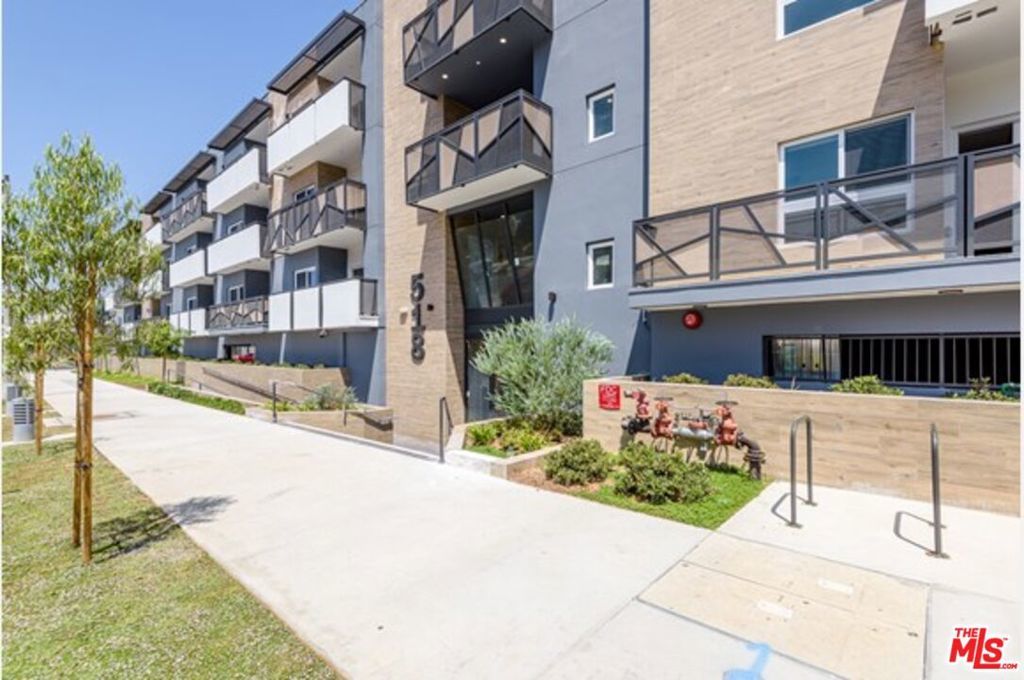 Photo of Listing #25612287