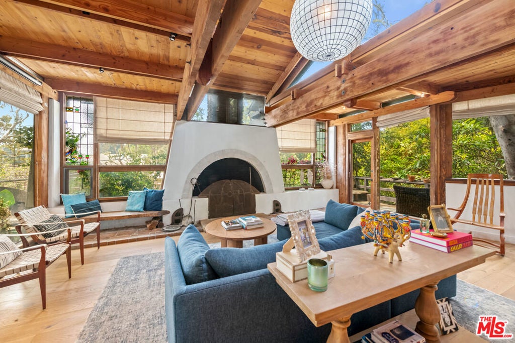 Photo of Listing #25612061