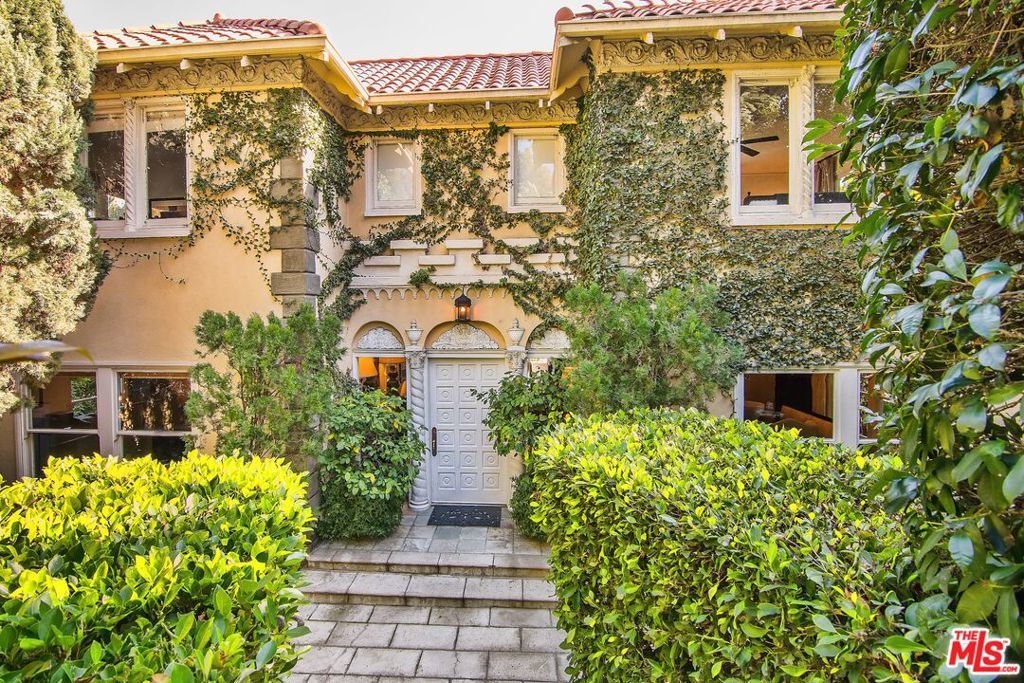 Photo of Listing #25612229