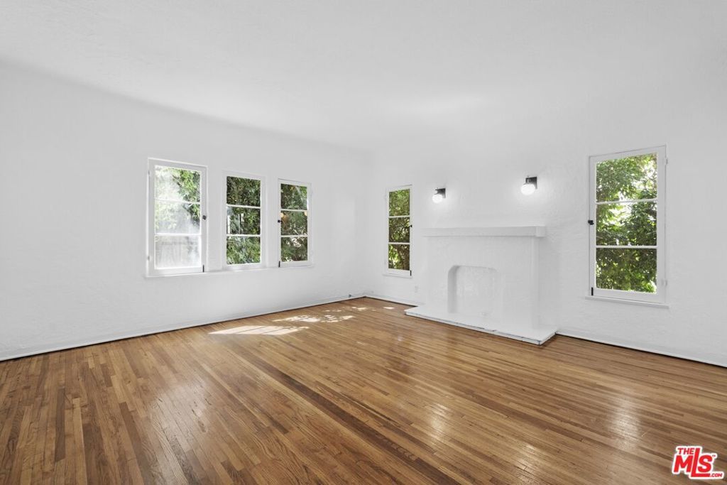 Photo of Listing #25612713