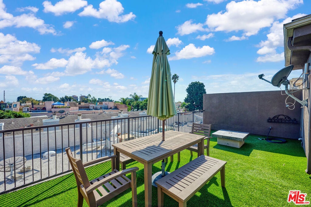 Photo of Listing #25612793