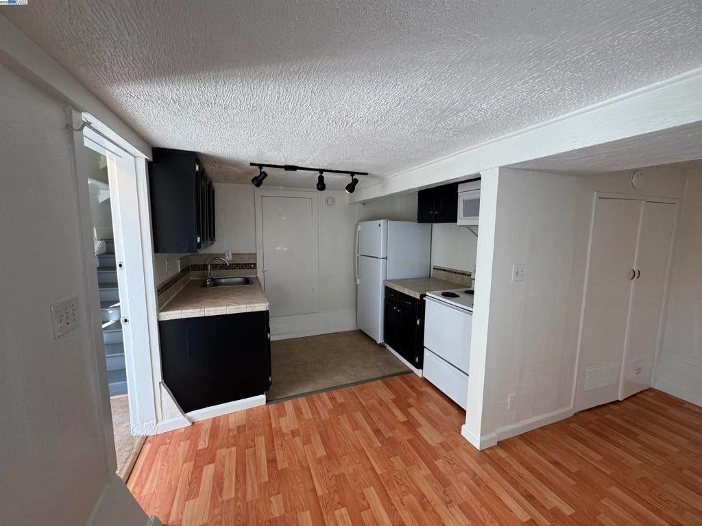 Photo of Listing #41116252