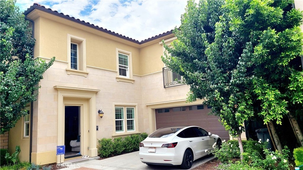 Photo of Listing #OC25247672