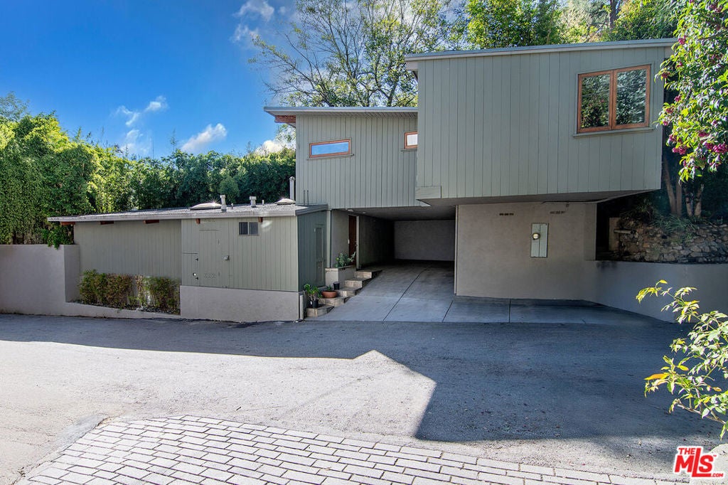 Photo of Listing #25612887