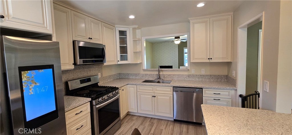 Photo of Listing #PW25250971