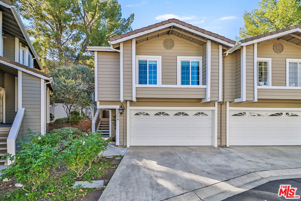 Photo of Listing #25613403