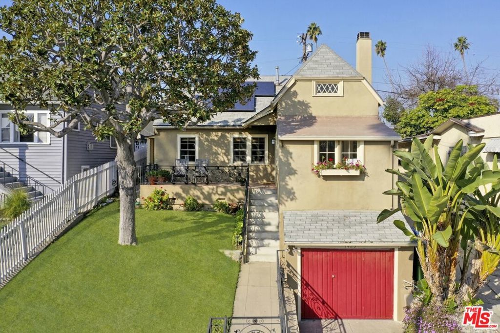 Photo of Listing #25613917