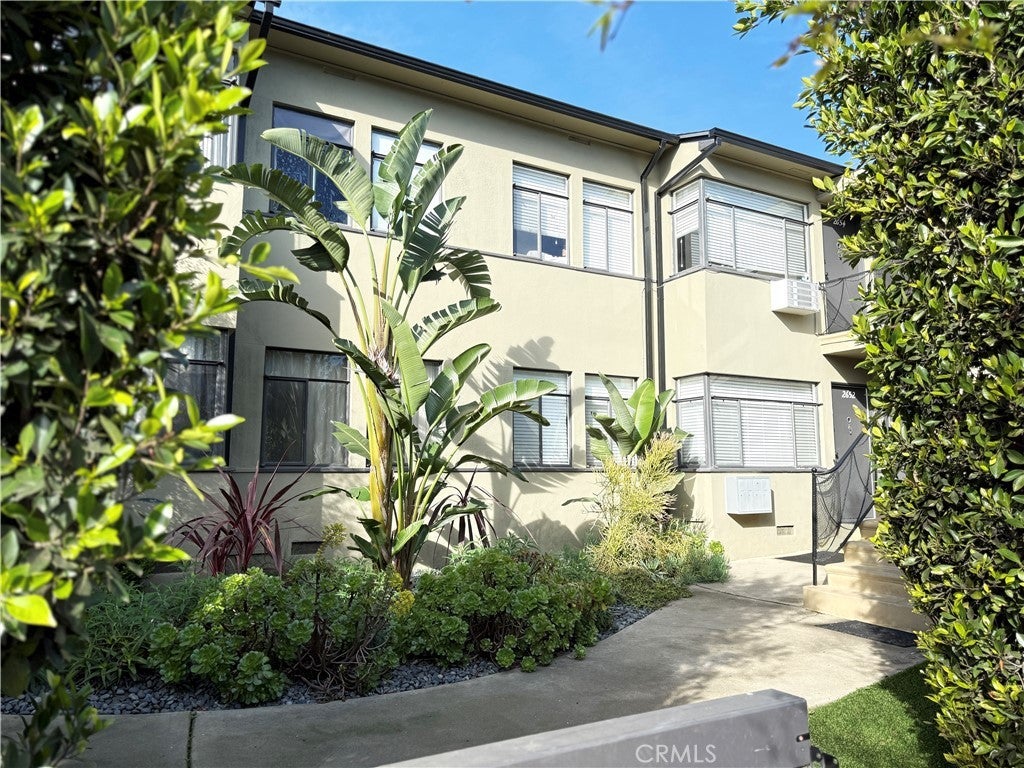 Photo of Listing #SR25252508