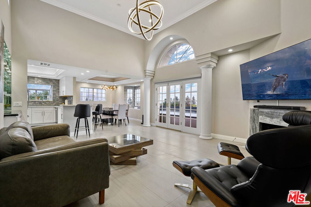 Photo of Listing #25614211