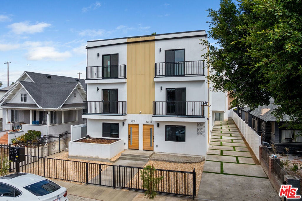 Photo of Listing #25613969