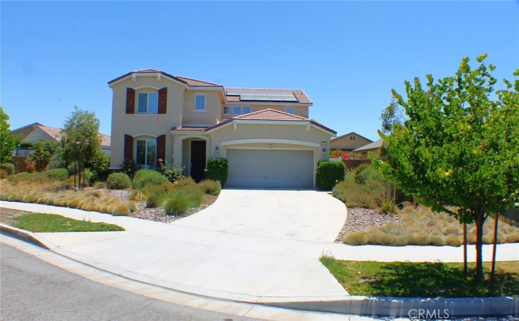 Photo of Listing #IV25253921