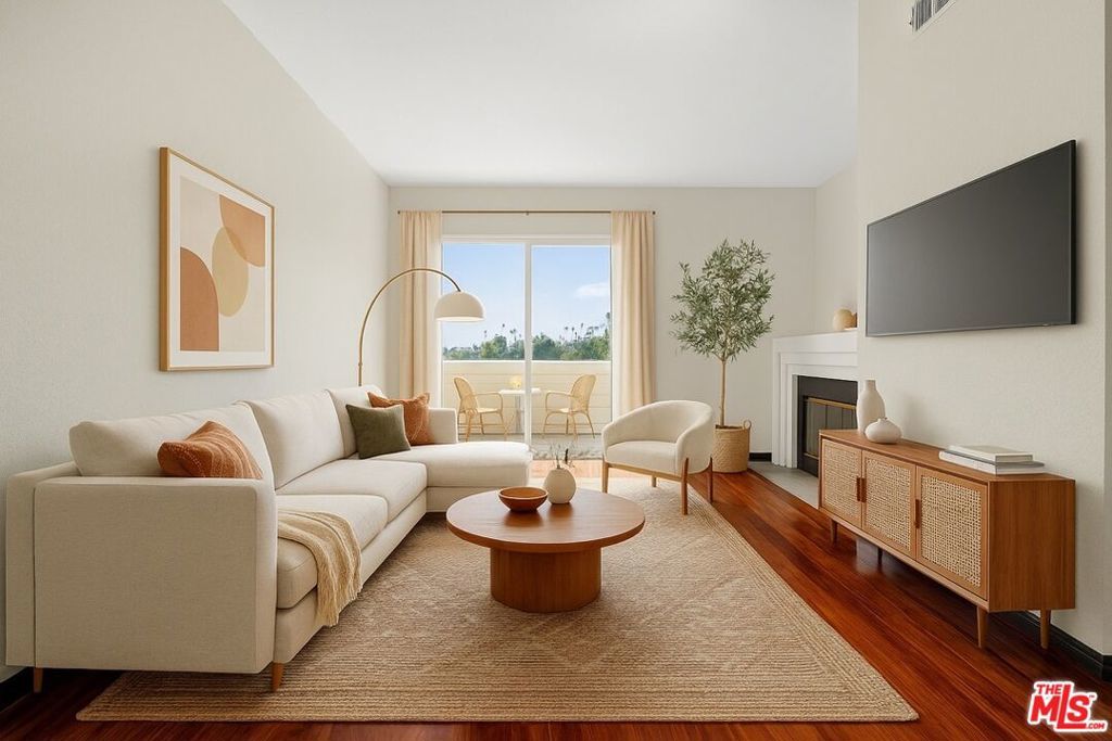 Photo of Listing #25615165