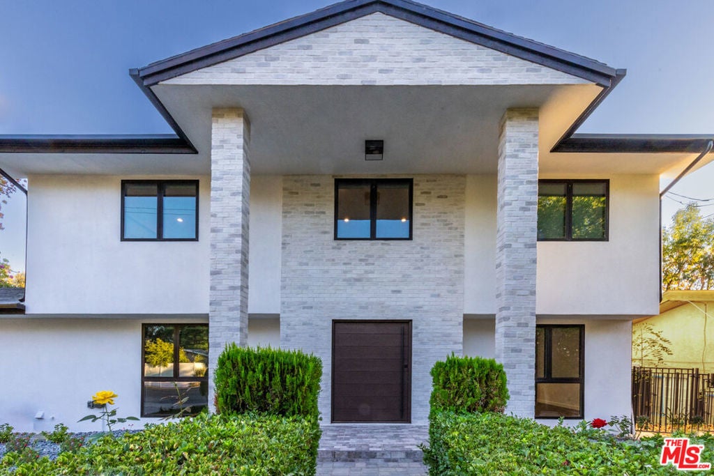 Photo of Listing #25615235