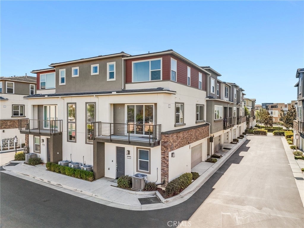 Photo of Listing #OC25184003