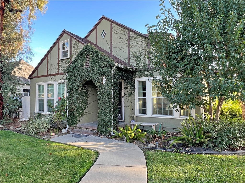 Photo of Listing #CV25253222